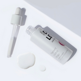 Texture of Pigment Control Drops – lightweight brightening serum